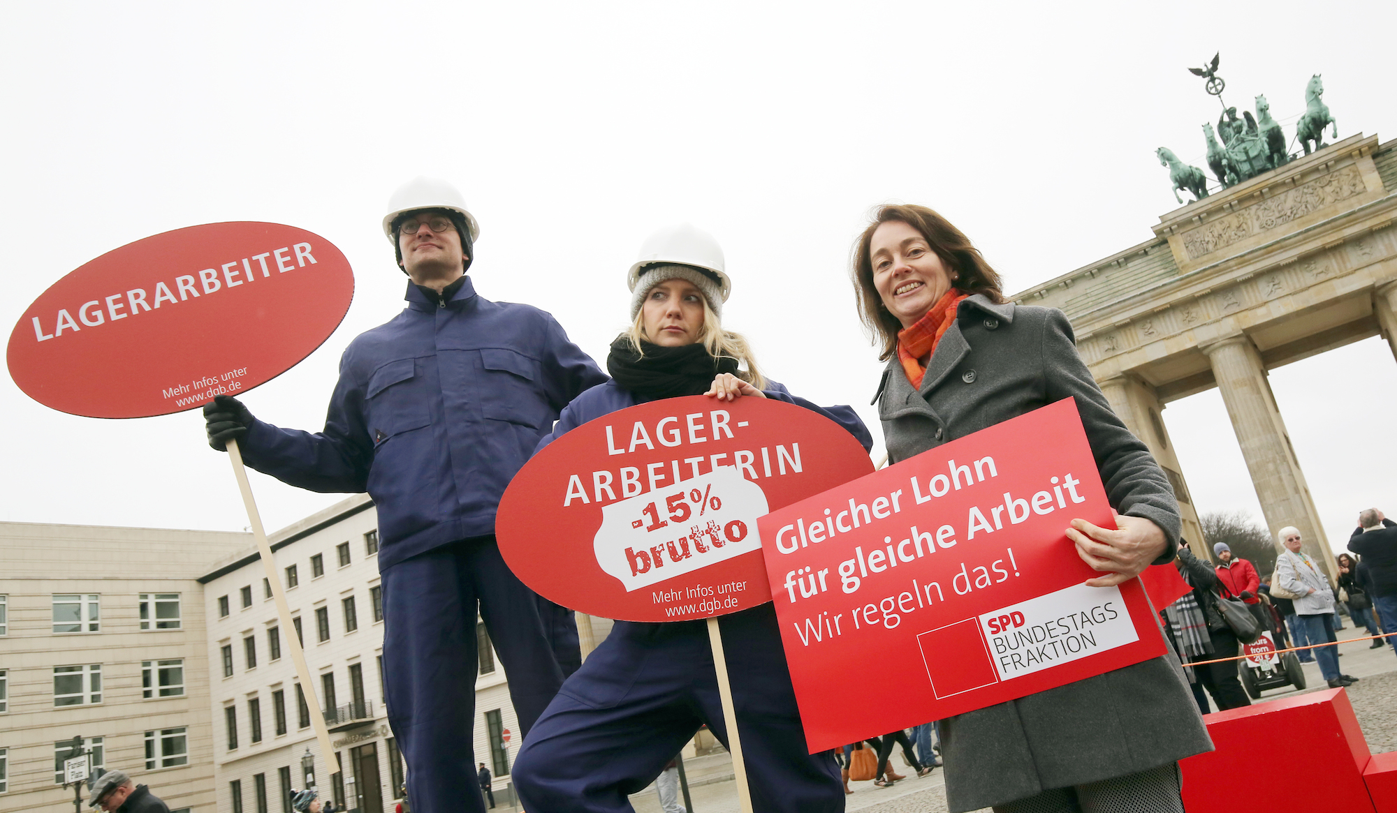 Foto: Katarina Barley bei der DGB-Kundgebung zum Equal Pay Day "Recht auf mehr!" in Berlin