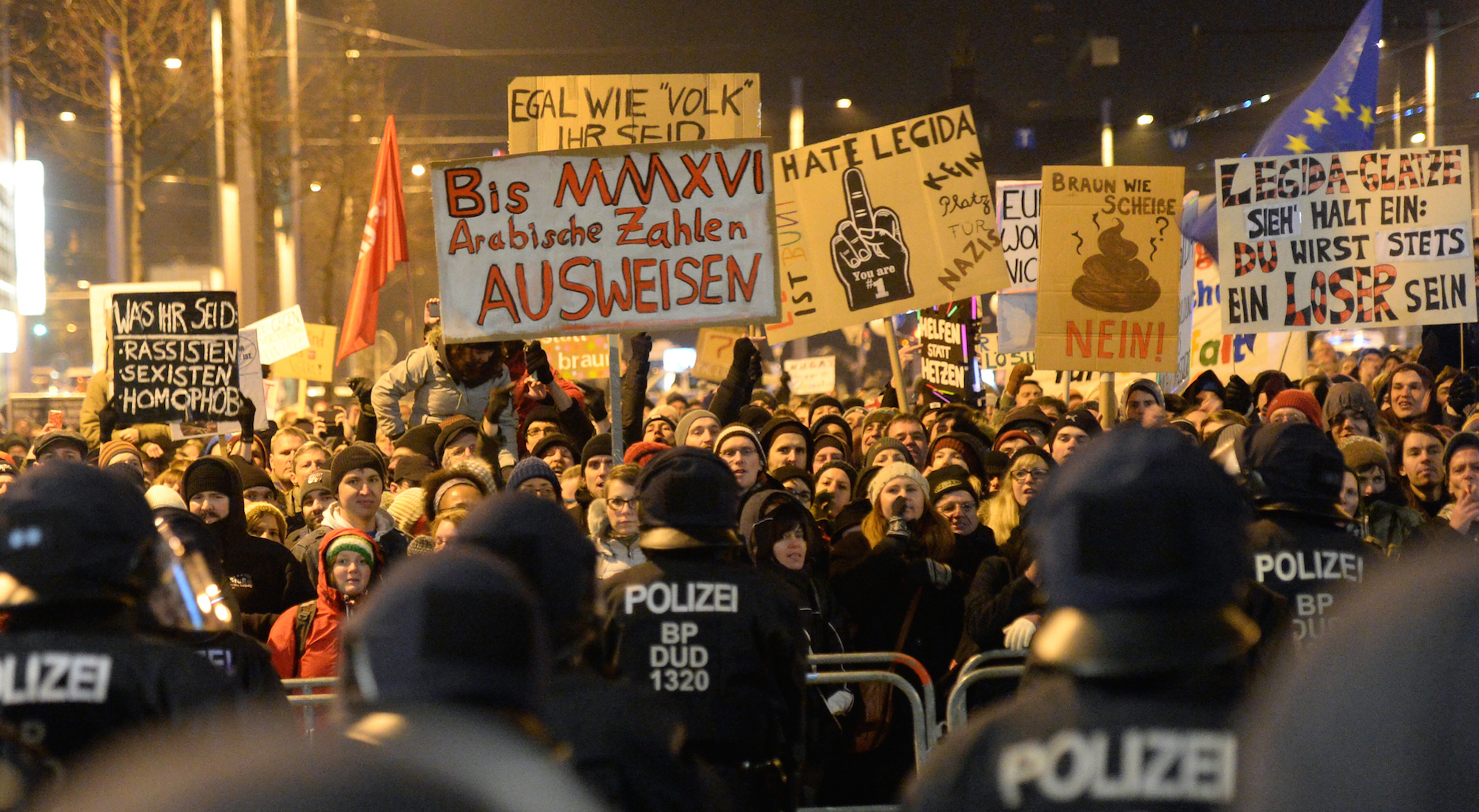 Foto: Protest gegen die rassistische Legida-Bewegung in Leipzig